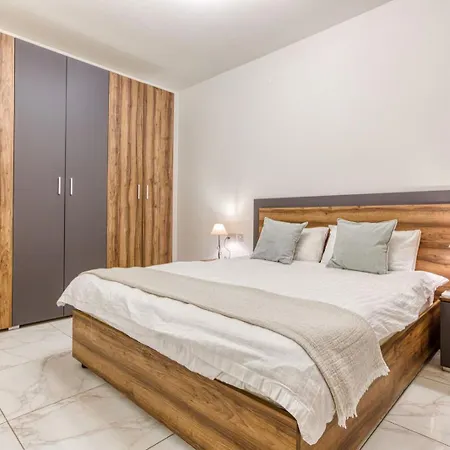 Stylish 3br St Julians Walk To Everything 公寓 *