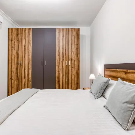 Stylish 3br St Julians Walk To Everything 公寓 *