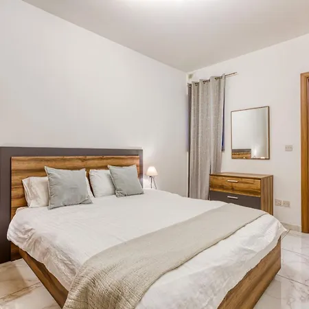 公寓 Stylish 3br St Julians Walk To Everything